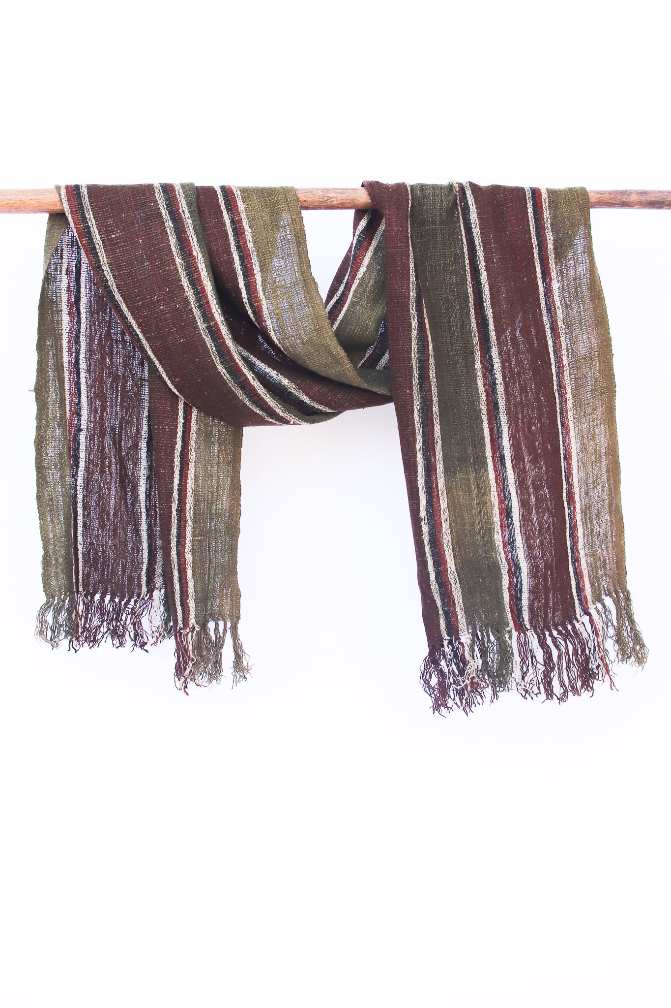 Wild Silk Scarf Natural + Psiadia Leaves + Black Mud + Nato Bark