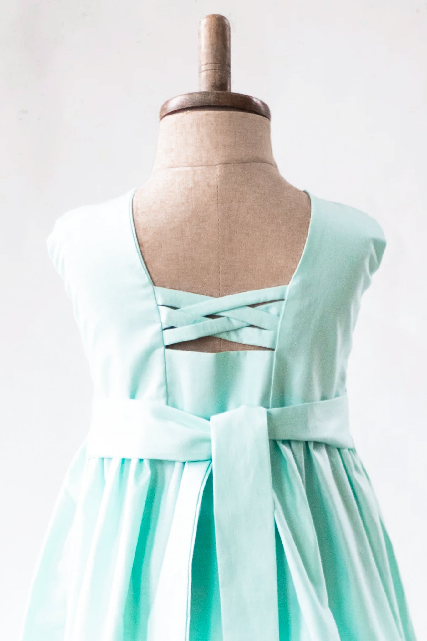 Hand-Smocked Dress White Daisies, Seafoam