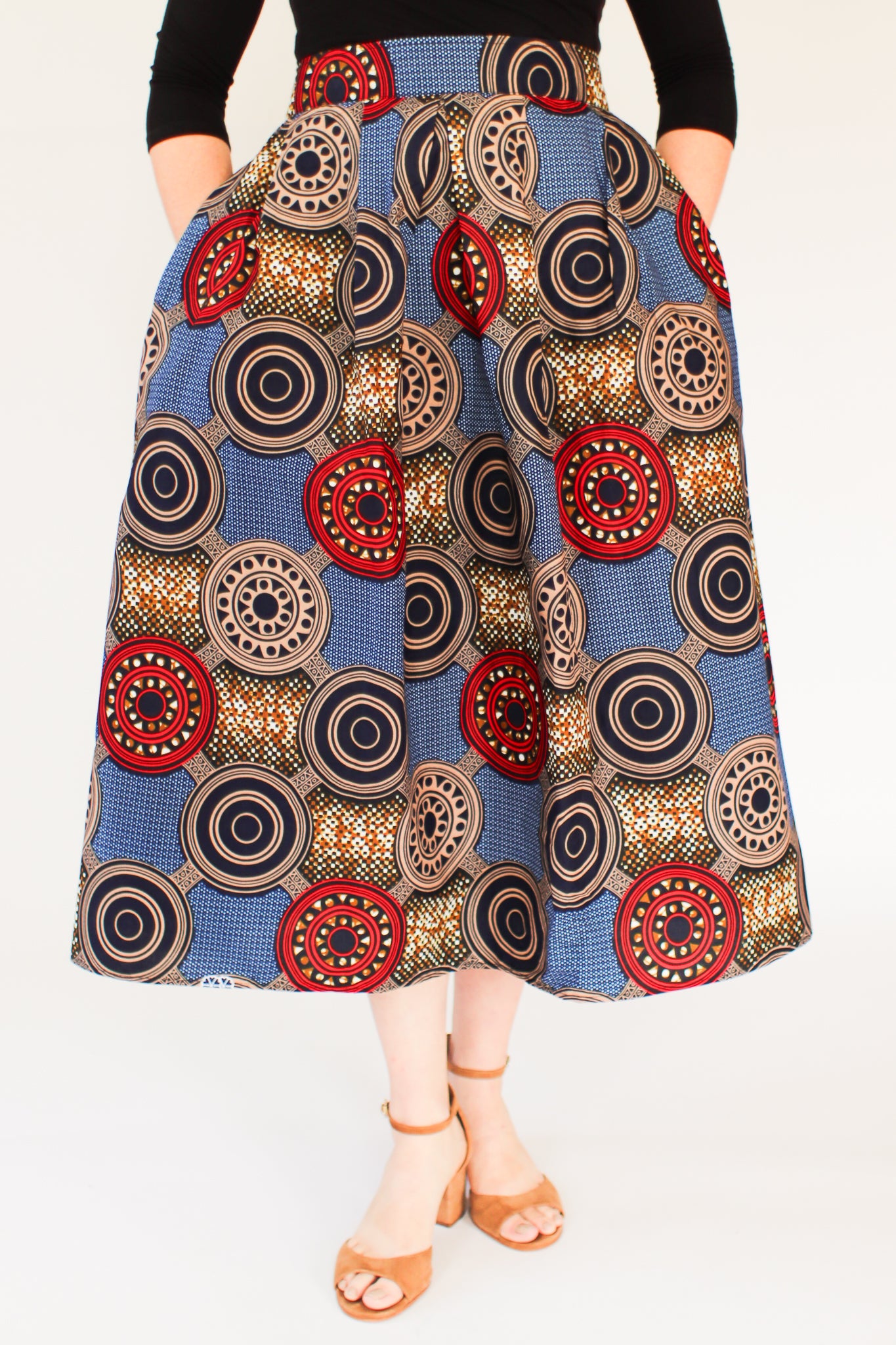 Mapenzi Skirt, Crossroads