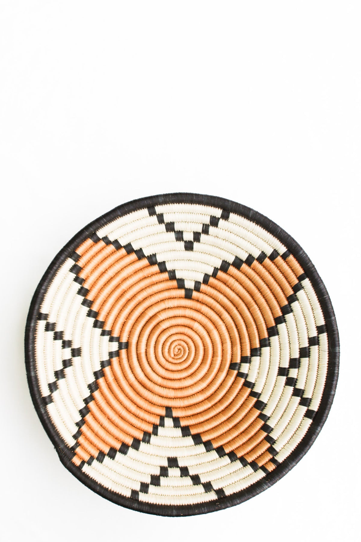 Peace Basket, Gutumira