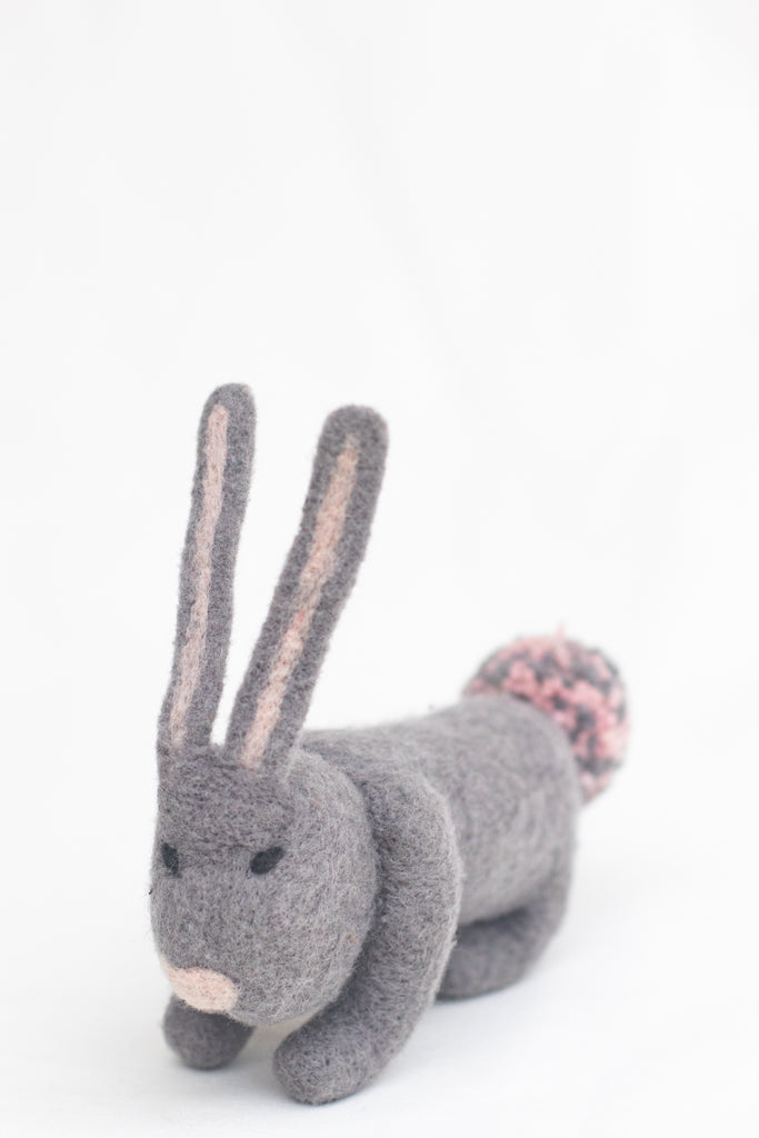 Bethie Bunny, Voca Grey