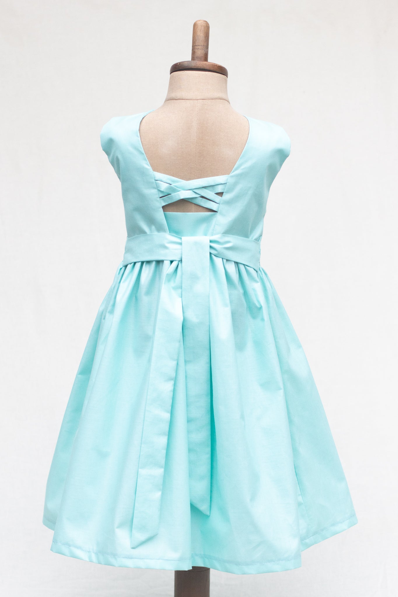Hand-Smocked Dress Children Playing, Pistachio