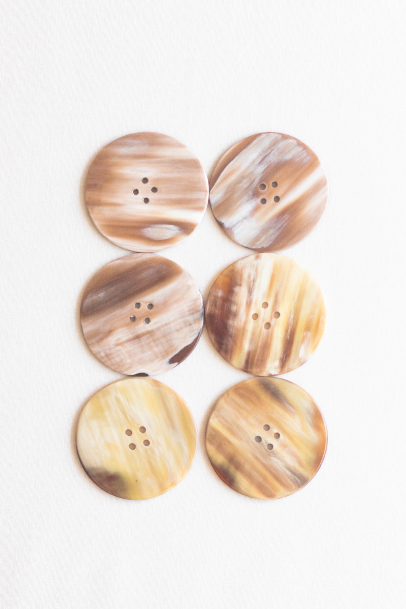 Circular Cow Horn Buttons, 1.5", Sand Streaked