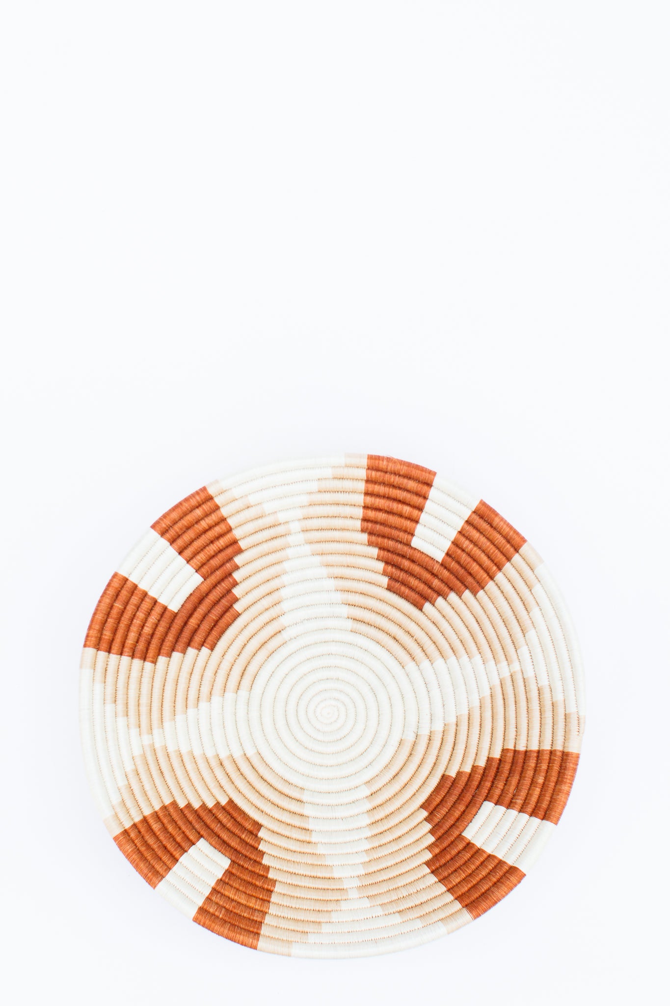Peace Basket, Piramide