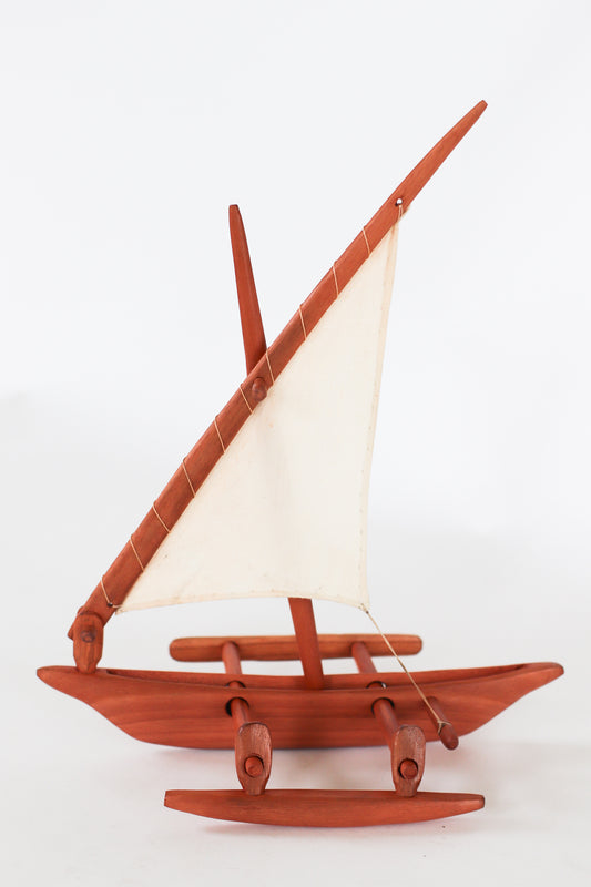 Madagascar Pirogue