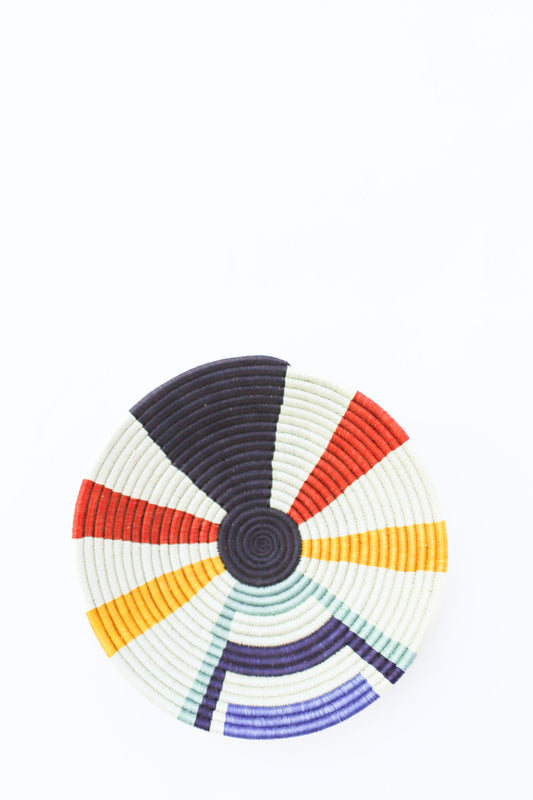 Peace Basket, Ibendera