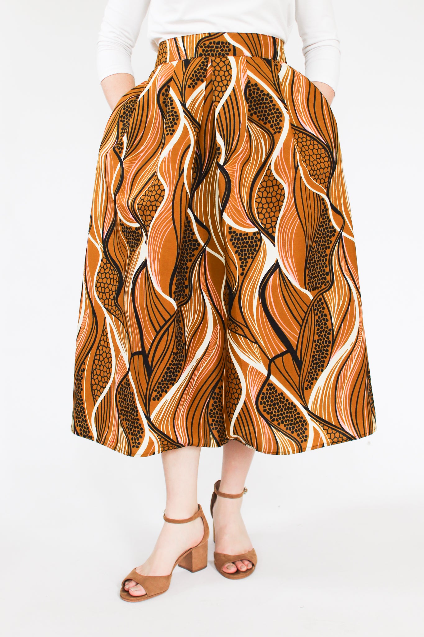 Mapenzi Skirt, Esmerelda