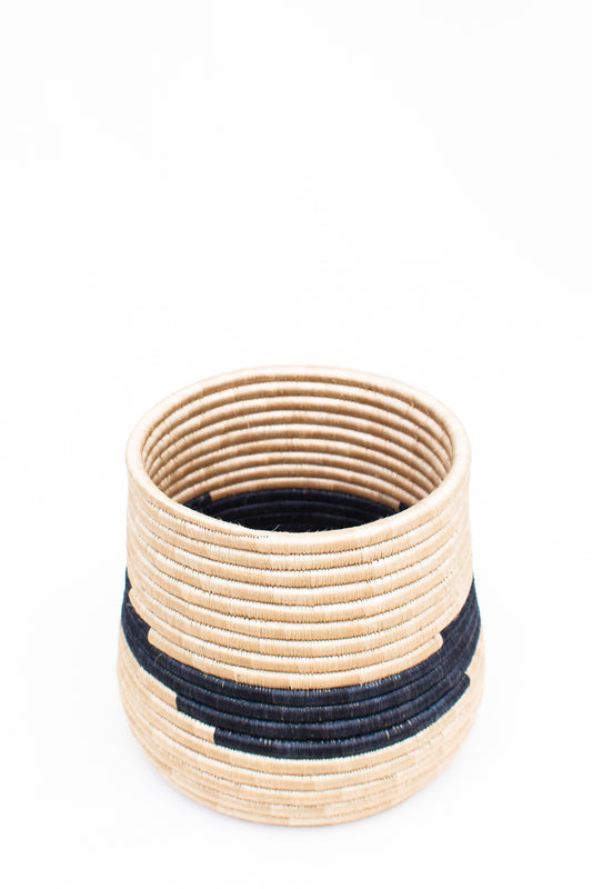 Planter Basket, Ingaragu