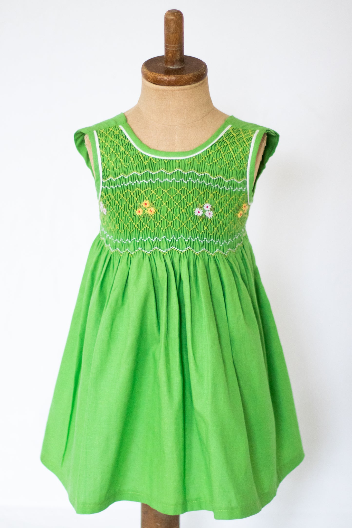 Hand-Smocked Dress Daisies, Apple Green