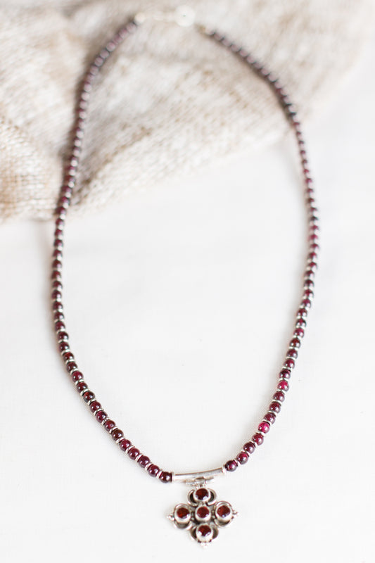 Diani Precious Stones Necklace, Garnet