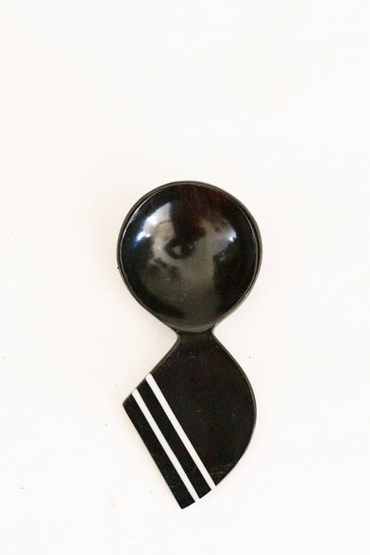 Cow Horn Scoop with Bone Inlay, Diagonal Diamond