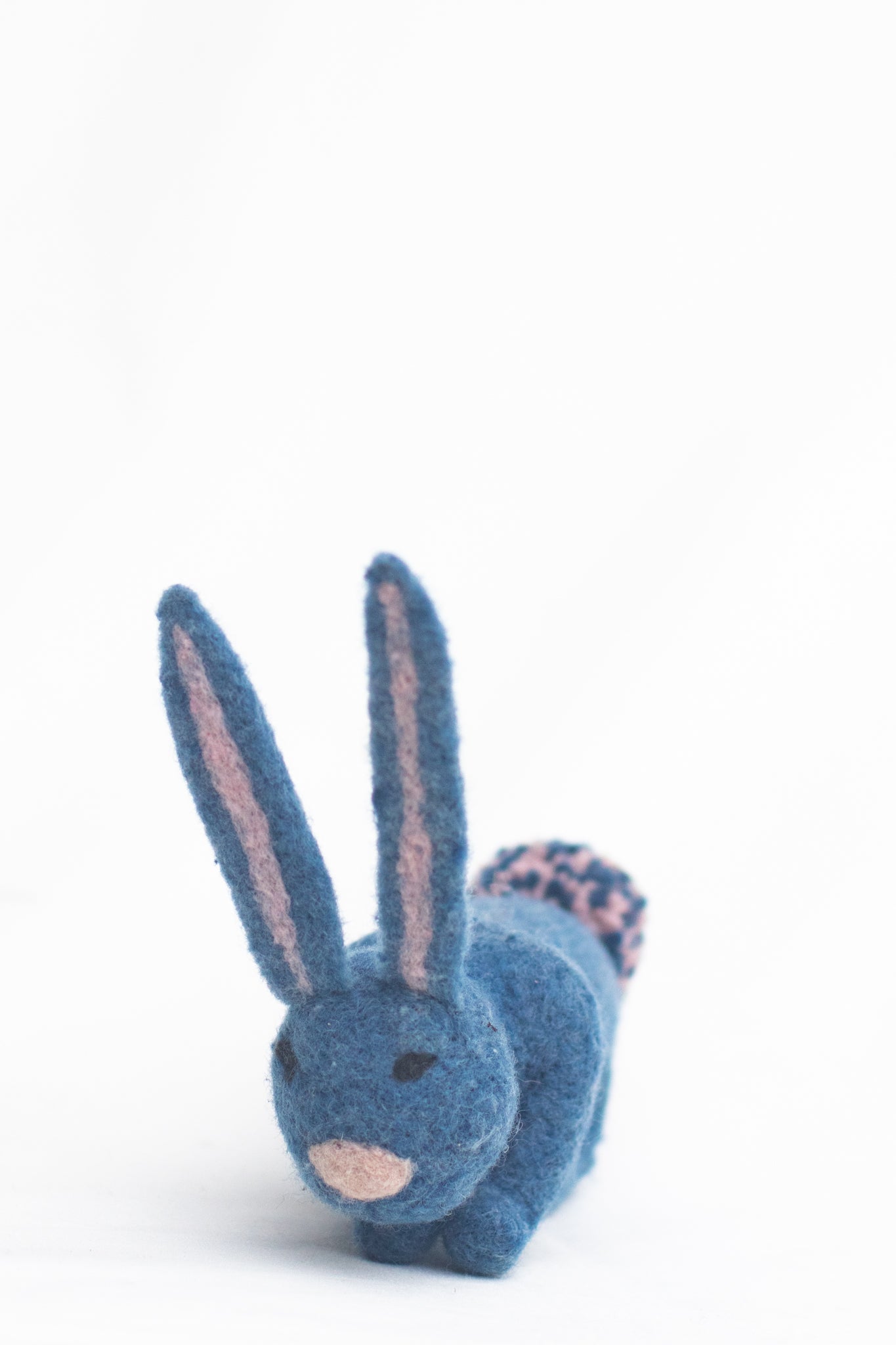 Bethie Bunny, Indigo