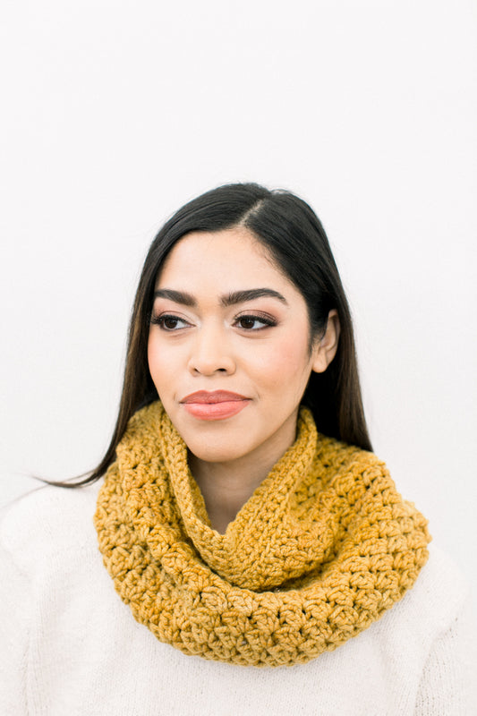 Crochet Pattern, Vineyard Crochet Cowl